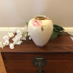 Lenox Royal Blossom Collection Vase